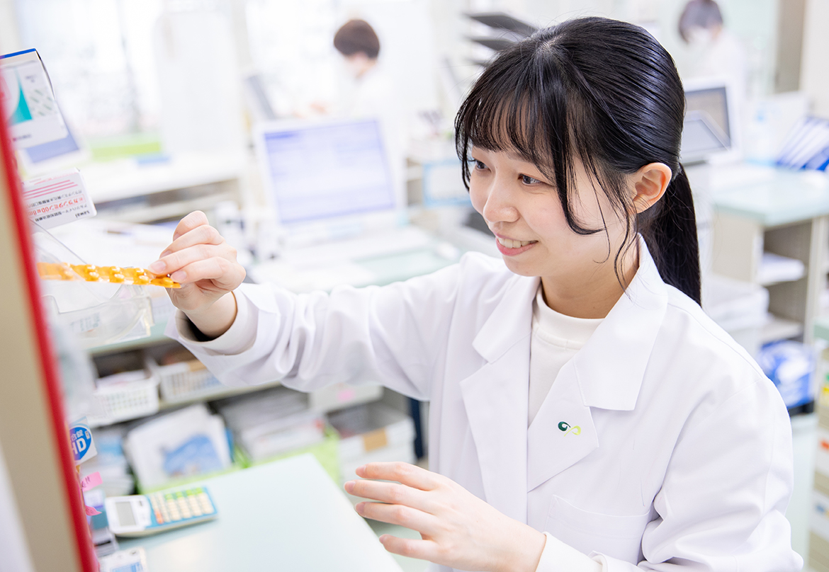 1年目から様々な業務を経験。<br />
薬剤師としての視野が広がる。